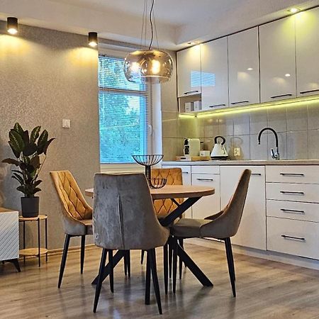 Apartament W Centrum Z Widokiem Na Jeziorko Ketrzyn Luaran gambar